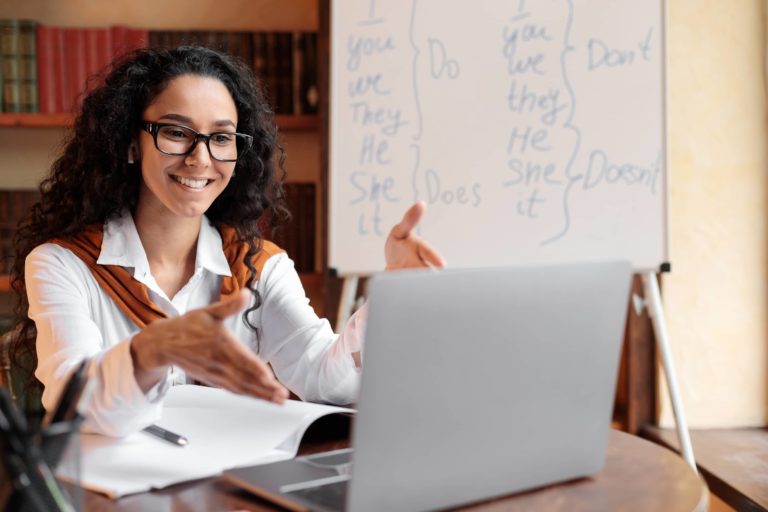 7 ventajas de aprender inglés online